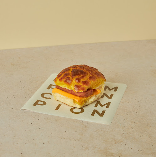 Opinii despre Champion Bolo Bun în Singapore - Hospitality and gastronomy