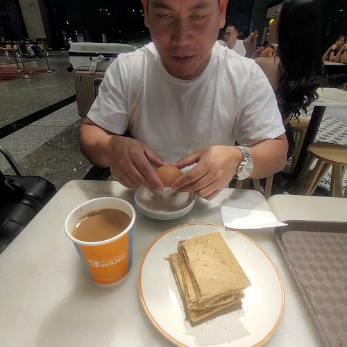 Heavenly Wang @ Changi Airport Terminal 1 Departure