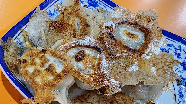 Qian Duo Duo ShangHai Prawn Noodles Xiaolongbao 钱多多上海虾面小笼包 - Hospitality and gastronomy