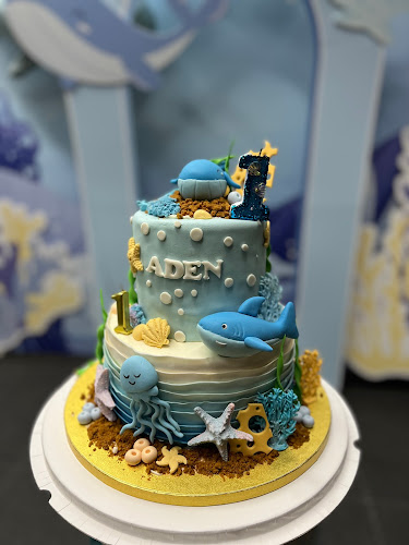 Charlotte Grace Cakeshop - Hospitality and gastronomy