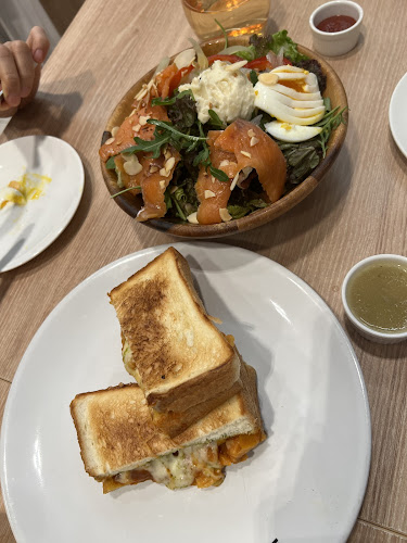 Takagi Coffee 100 AM - Hospitality and gastronomy