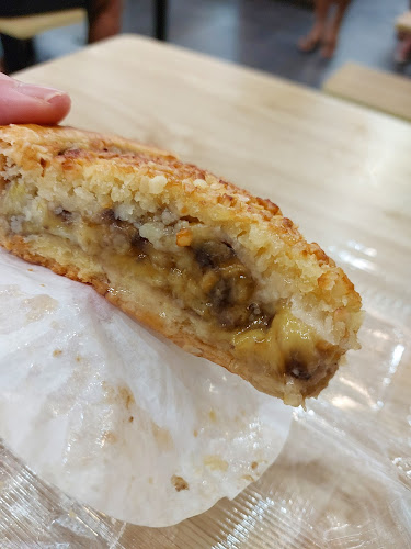 Auntie Peng Banana Pie - Hospitality and gastronomy