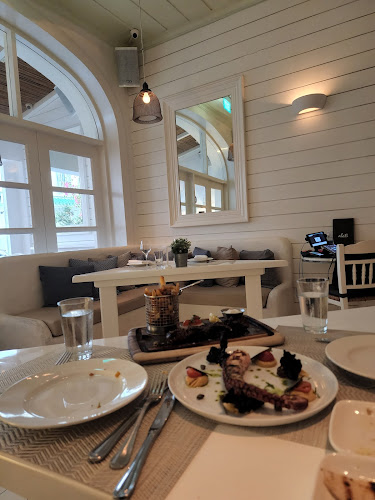 Opinii despre Alati Divine Greek Cuisine în Singapore - Hospitality and gastronomy