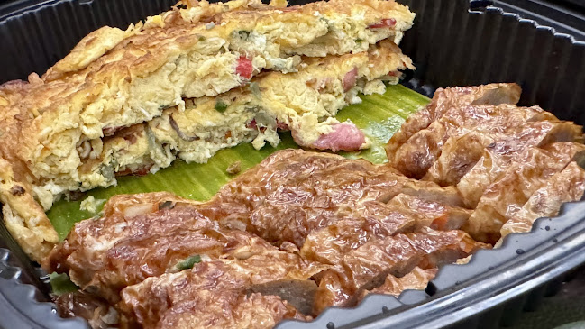 HarriAnns Nonya Table - Singapore