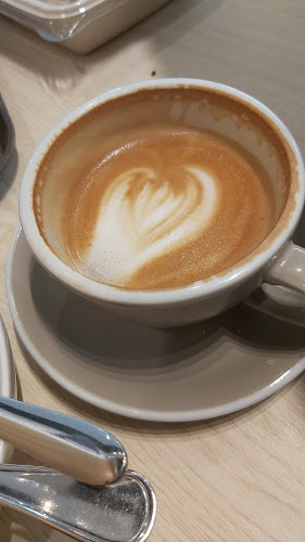 Comentarii opinii despre Cedele Bakery Cafe - VivoCity