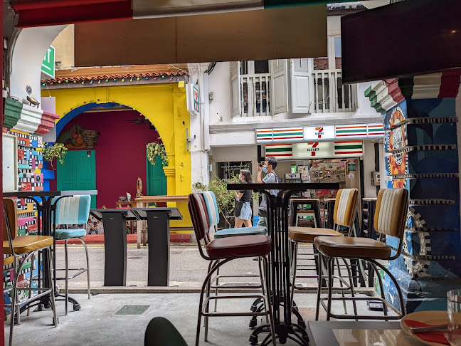 8 Haji Ln, Singapore 189201