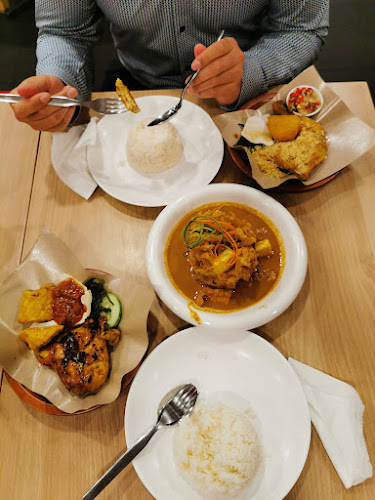 Ayam Penyet Ria - Lucky Plaza - Singapore