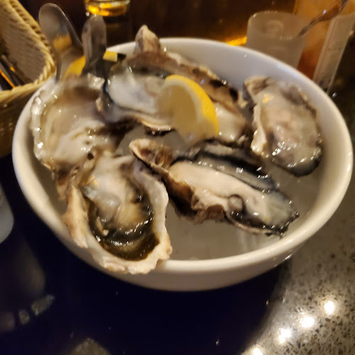 Tom, Dick & Hillary's - Hospitality and gastronomy