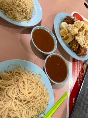 Sin Sin Prawn Crackers 新新虾饼 (#01-46) - Hospitality and gastronomy