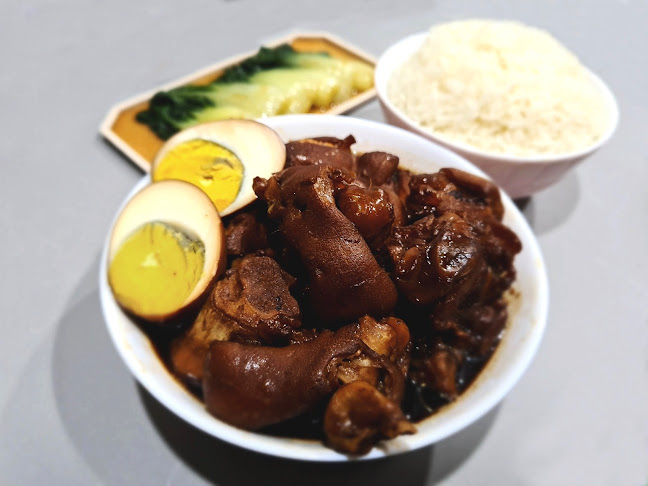 Smart City Kitchens: Kitchen 20, 59, Jln Pemimpin, #01-03 & #01-04, 577218