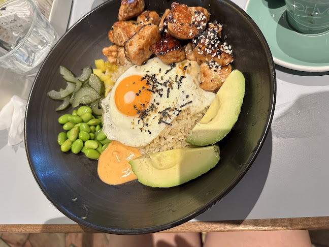 Comentarii opinii despre Privé Paragon