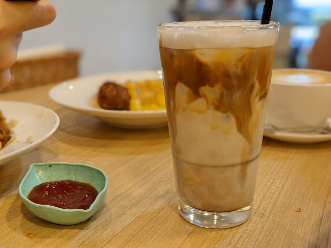 The Living Room Cafe - Zion Bishan - Hospitality and gastronomy