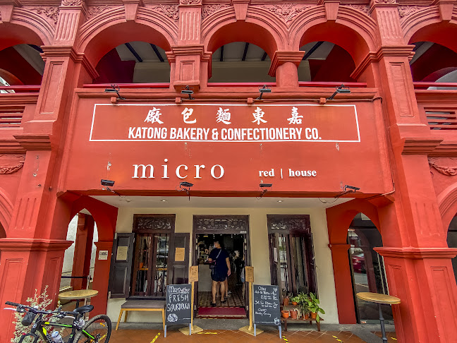 MICRO red house - Hospitality and gastronomy