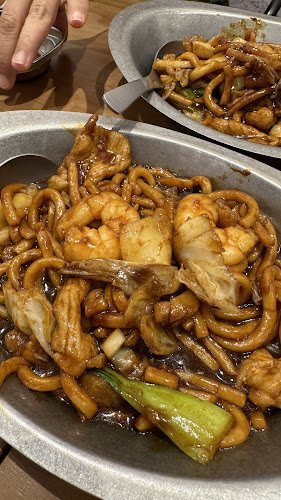 Waiting Bar & Restaurant - Singapore