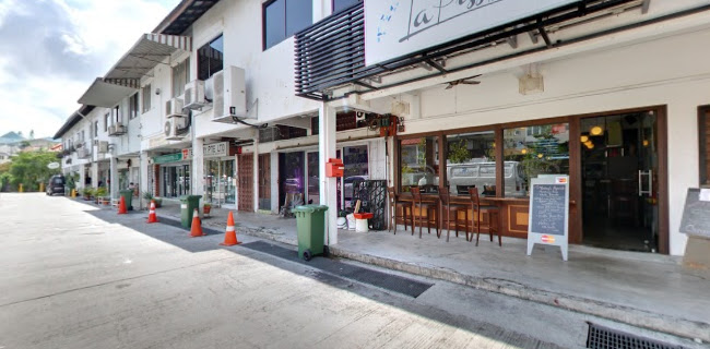 La Pizzaiola @ Jalan Riang - Hospitality and gastronomy