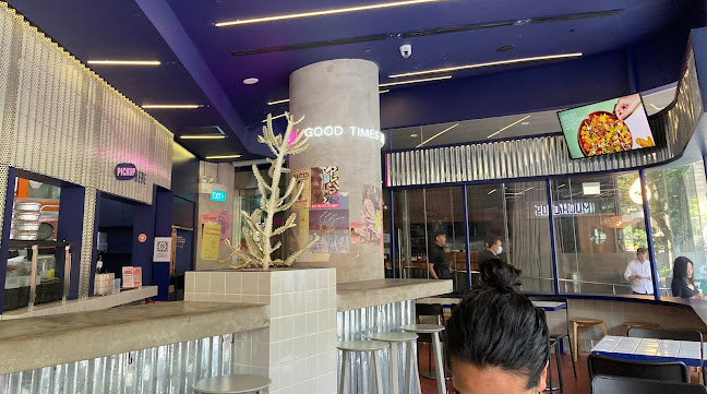 Muchachos - Singapore