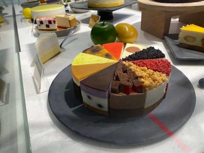 Opinii despre Cat & the Fiddle Cakes - Junction 8 în Singapore - Hospitality and gastronomy