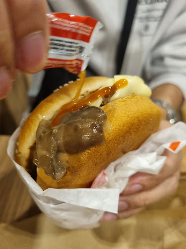 Comentarii opinii despre Burger King Terminal 1 Public West