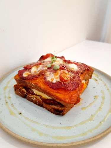 2 Kovan Rd, #01-10 Simon Plaza, Singapore 548008