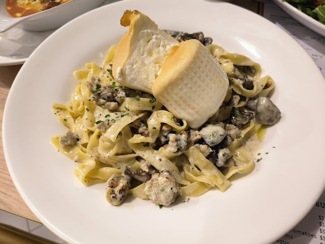 30 E Coast Rd, #01-12/13 V Mall, Singapore 428751