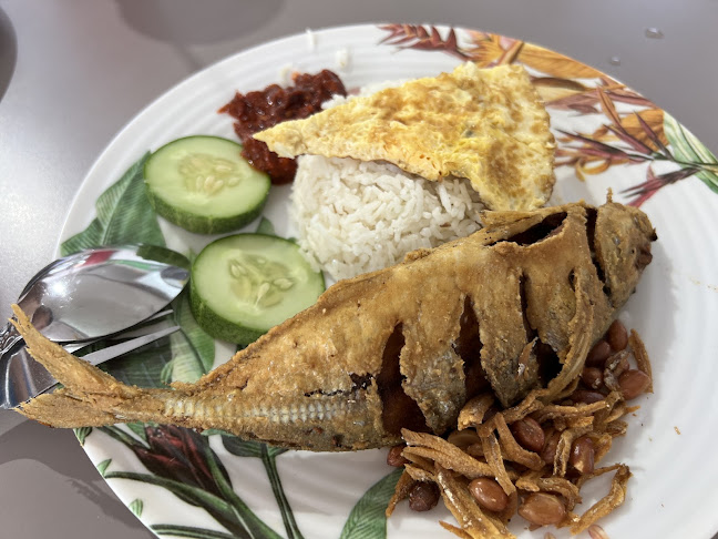 Azman Seafood Restaurant - Hospitality and gastronomy