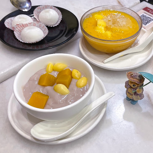 133 New Bridge Rd, B2-32/33 Chinatown Point, Singapore 059413