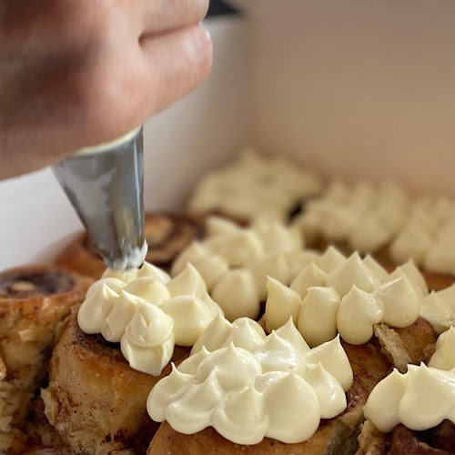 Opinii despre Marvellous Cinnamon Rolls în Singapore - Hospitality and gastronomy