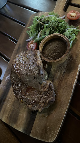 Cowaramup - Singapore