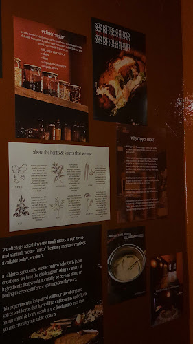 Opinii despre ahimsa sanctuary în Singapore - Hospitality and gastronomy