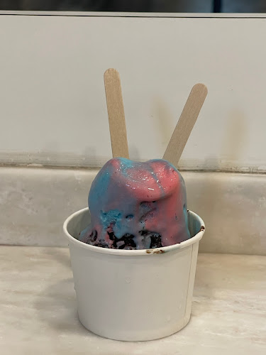 176 Orchard Rd, #01-105 The Centrepoint, Singapore 238843