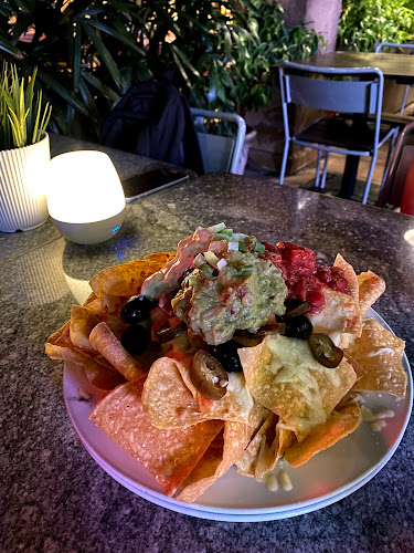 Opinii despre Brewerkz Orchard Rendezvous Hotel în Singapore - Hospitality and gastronomy