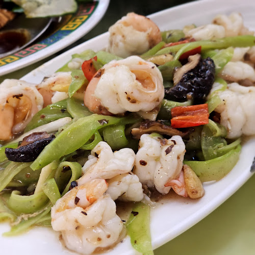 212 Lor 8 Toa Payoh, Singapore 310212