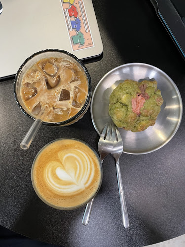 Comentarii opinii despre Brash Boys Coffee