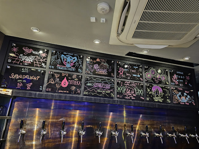 Orh Gao Taproom Craft Beer Bar - Hospitality and gastronomy