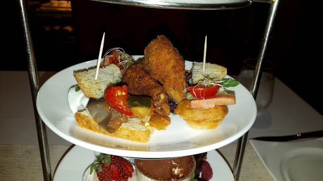 Opinii despre Corner Bar L'Operetta în Singapore - Hospitality and gastronomy