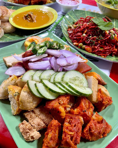 693 Woodlands Ave 6, Singapore 731693