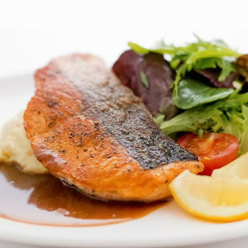 Comentarii opinii despre The Royals Cafe (Siglap)