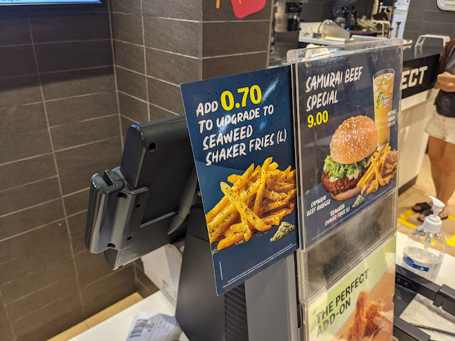 Opinii despre McDonald's Hougang Street 21 în Singapore - Hospitality and gastronomy