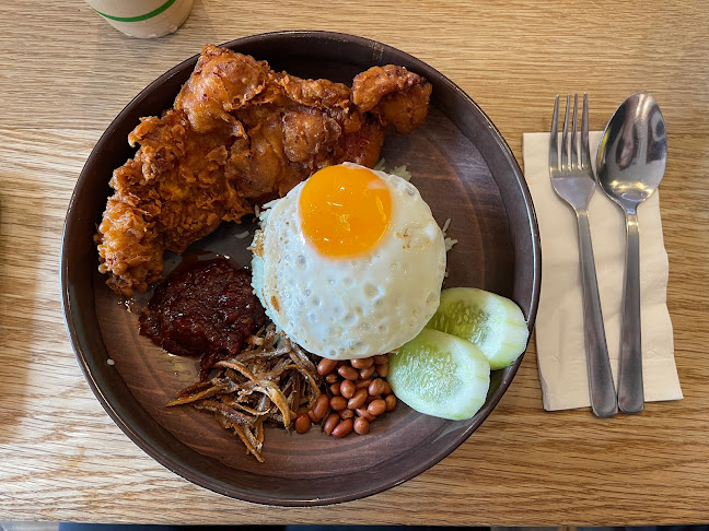 The Royals Cafe (Siglap)