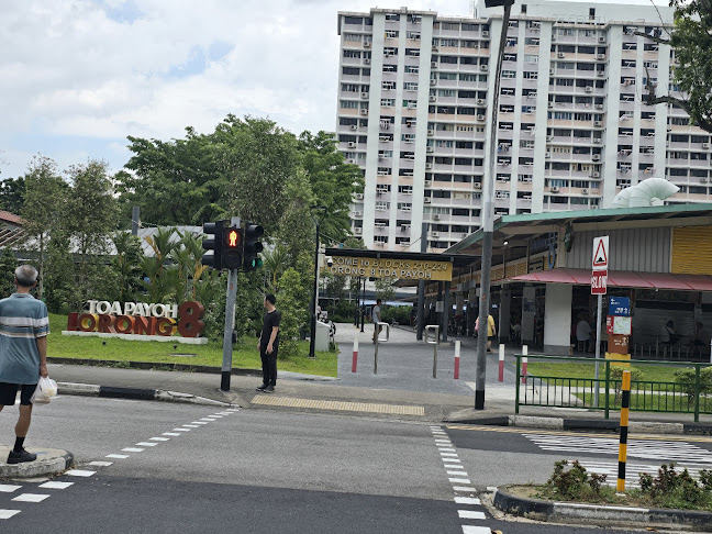 Toa Payoh Lorong 8 Market & Hawker Centre