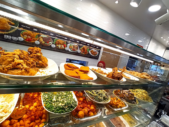 Raden Lina Nasi Padang @ West Plaza Pasir Ris (Koufu FoodCourt) - Singapore