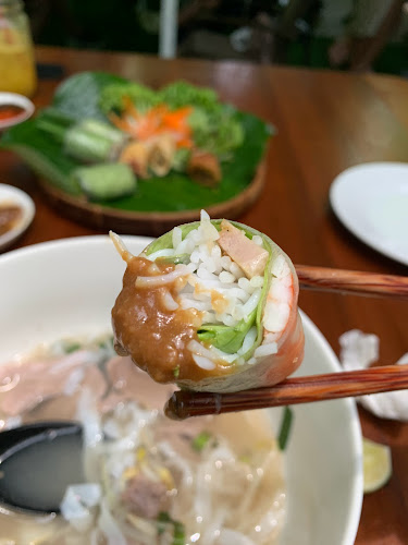 Comentarii opinii despre Lucky Saigon Café