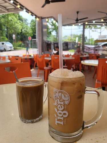 Yak Hong Eating House - Hospitality and gastronomy