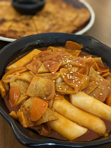 Comentarii opinii despre HANKANG POCHA 한강포차 ( The Most Affordable Korean Pocha ! 혜자스러운 한강포차 !)