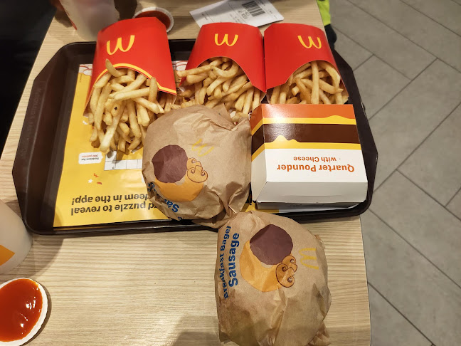 McDonald's Hougang Ave 8