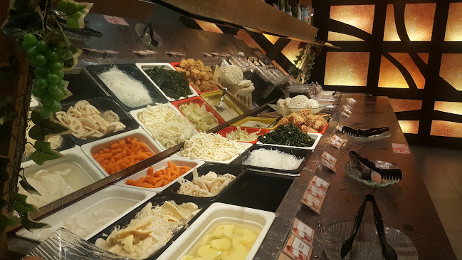 #01-35 Kallang Wave Mall, 1 Stadium Pl, 397628