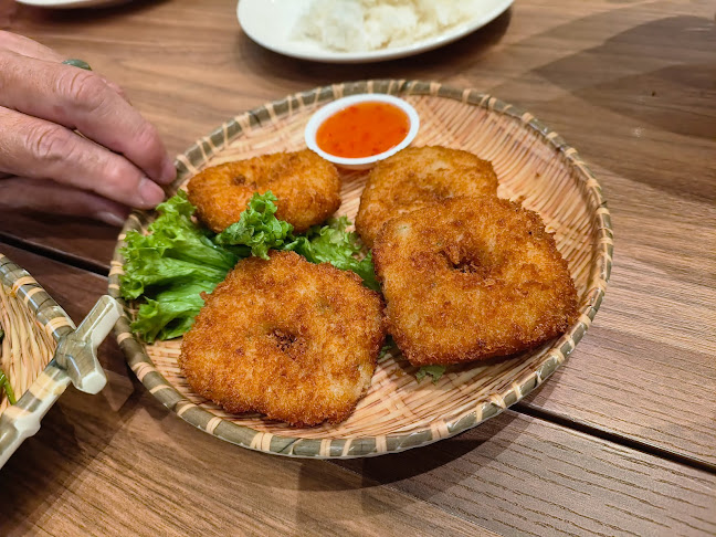 21 Choa Chu Kang Ave 4, #01-06/07 Lot One Shoppers' Mall, Singapore 689812