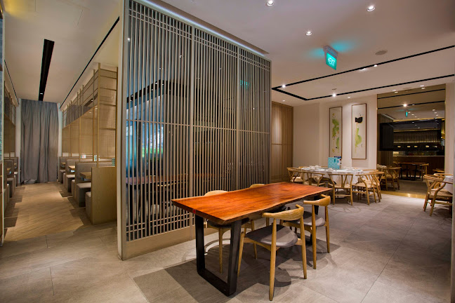 PUTIEN Kitchener Road