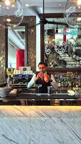 Crossroads Cafe - Hospitality and gastronomy