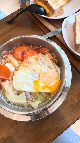 Fong Sheng Hao 豐盛號 One Holland Village